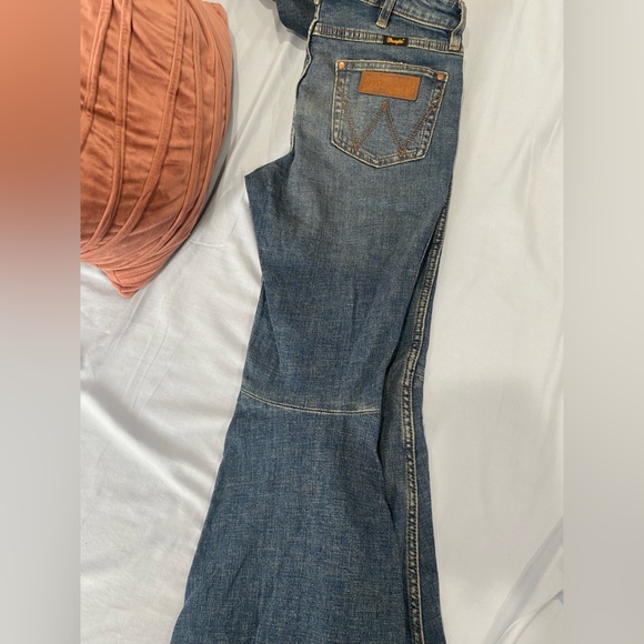 I’m 5’6 reference never worn their 34 in seam - Picture 4 of 4